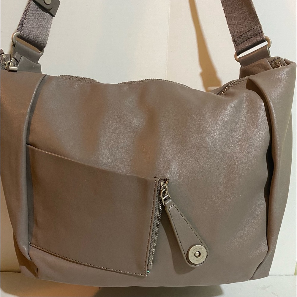Mandarina Duck LeatherTaupe Crossbody Bag